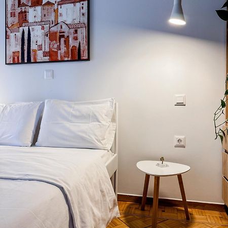 Apartment Near Metro + Port Pireusz Kültér fotó