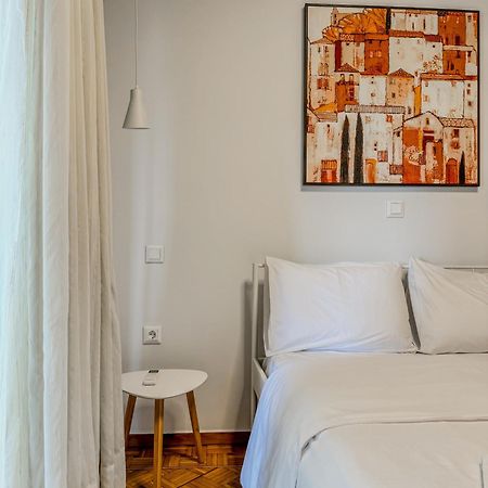 Apartment Near Metro + Port Pireusz Kültér fotó