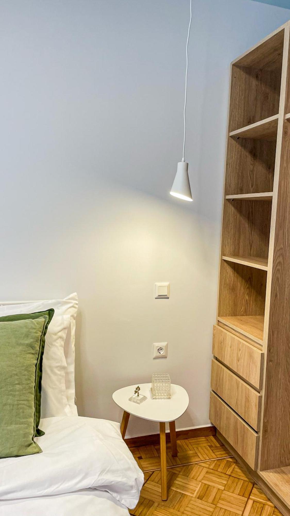 Apartment Near Metro + Port Pireusz Kültér fotó