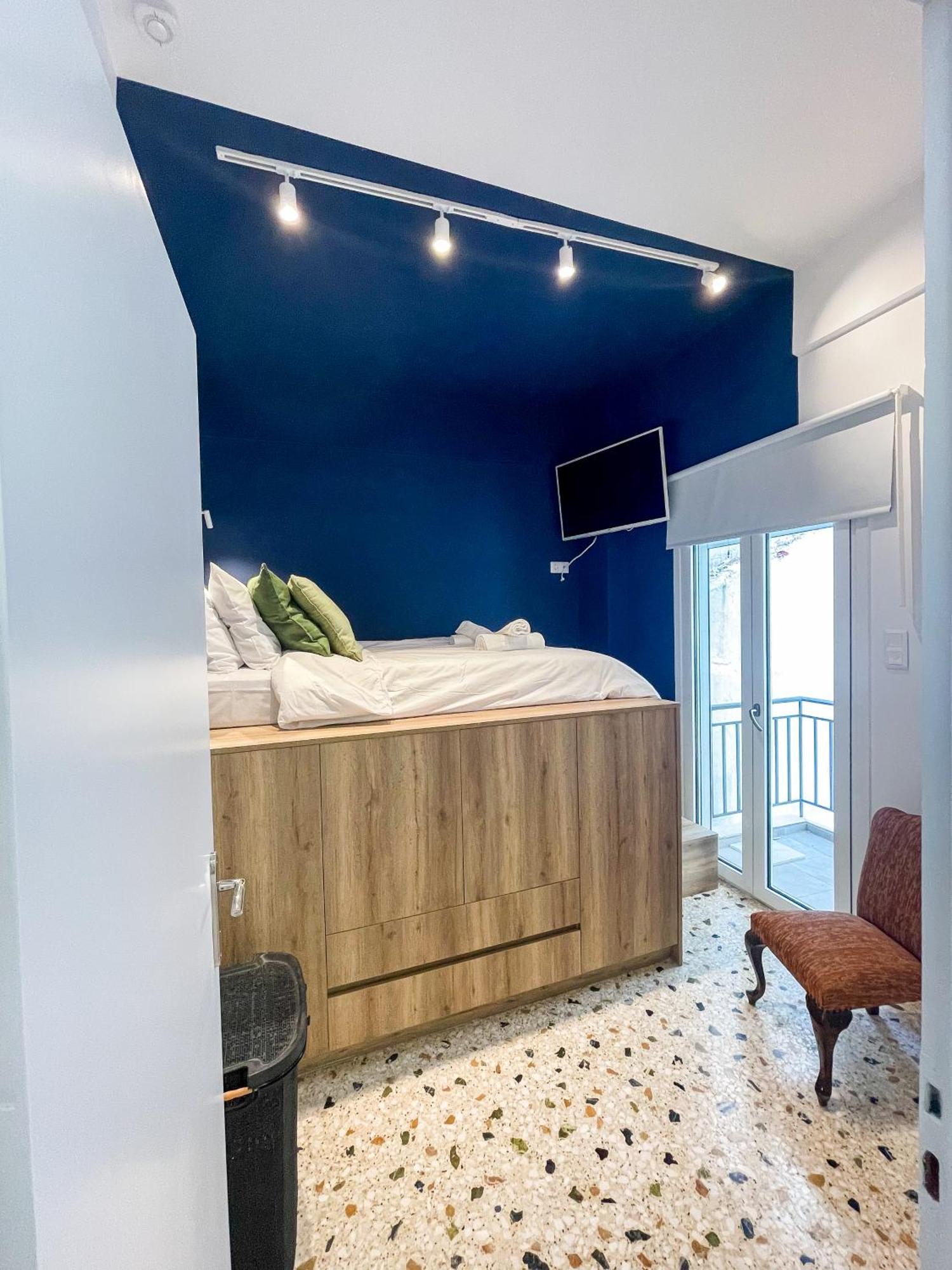Apartment Near Metro + Port Pireusz Kültér fotó