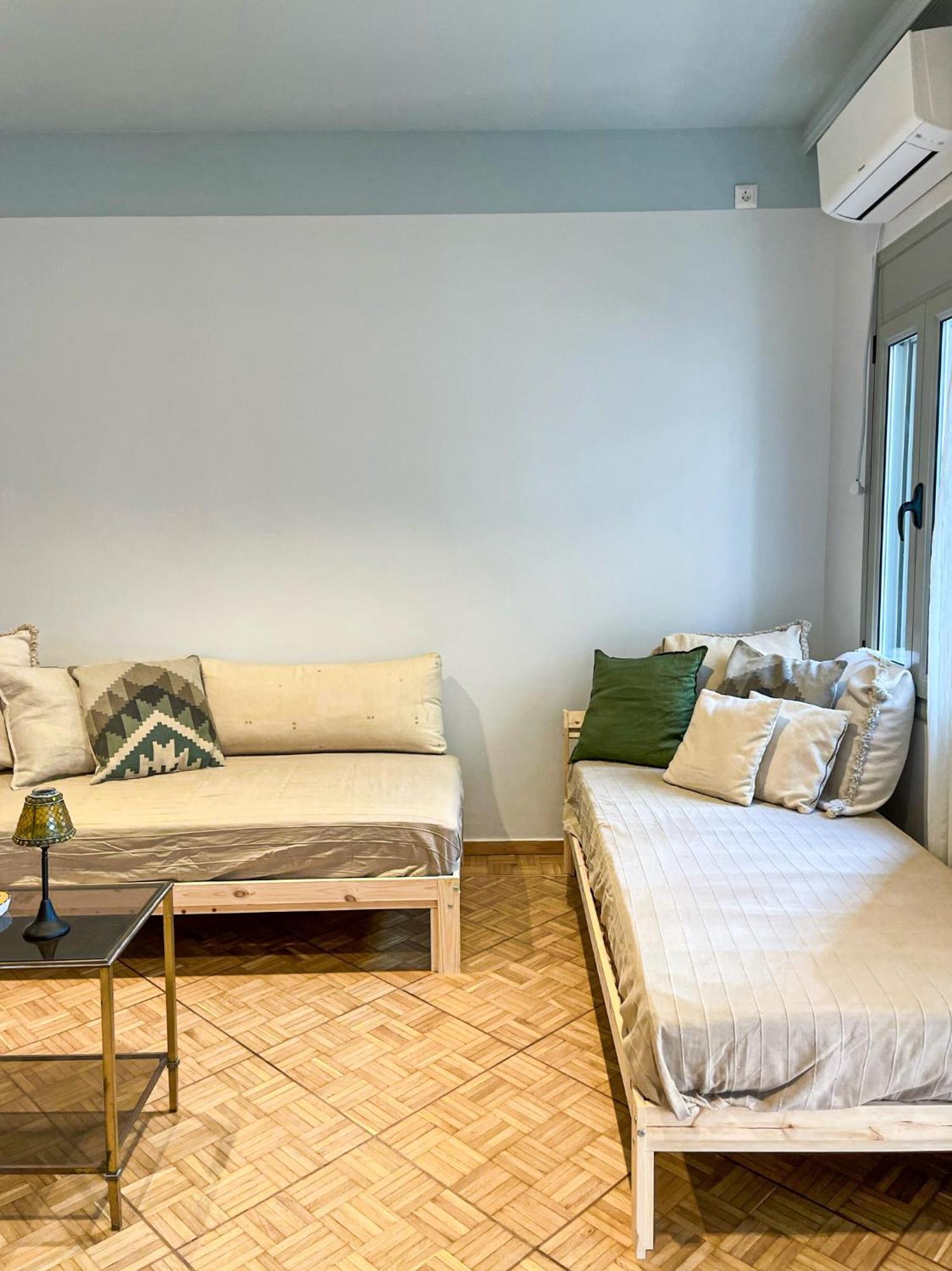 Apartment Near Metro + Port Pireusz Kültér fotó