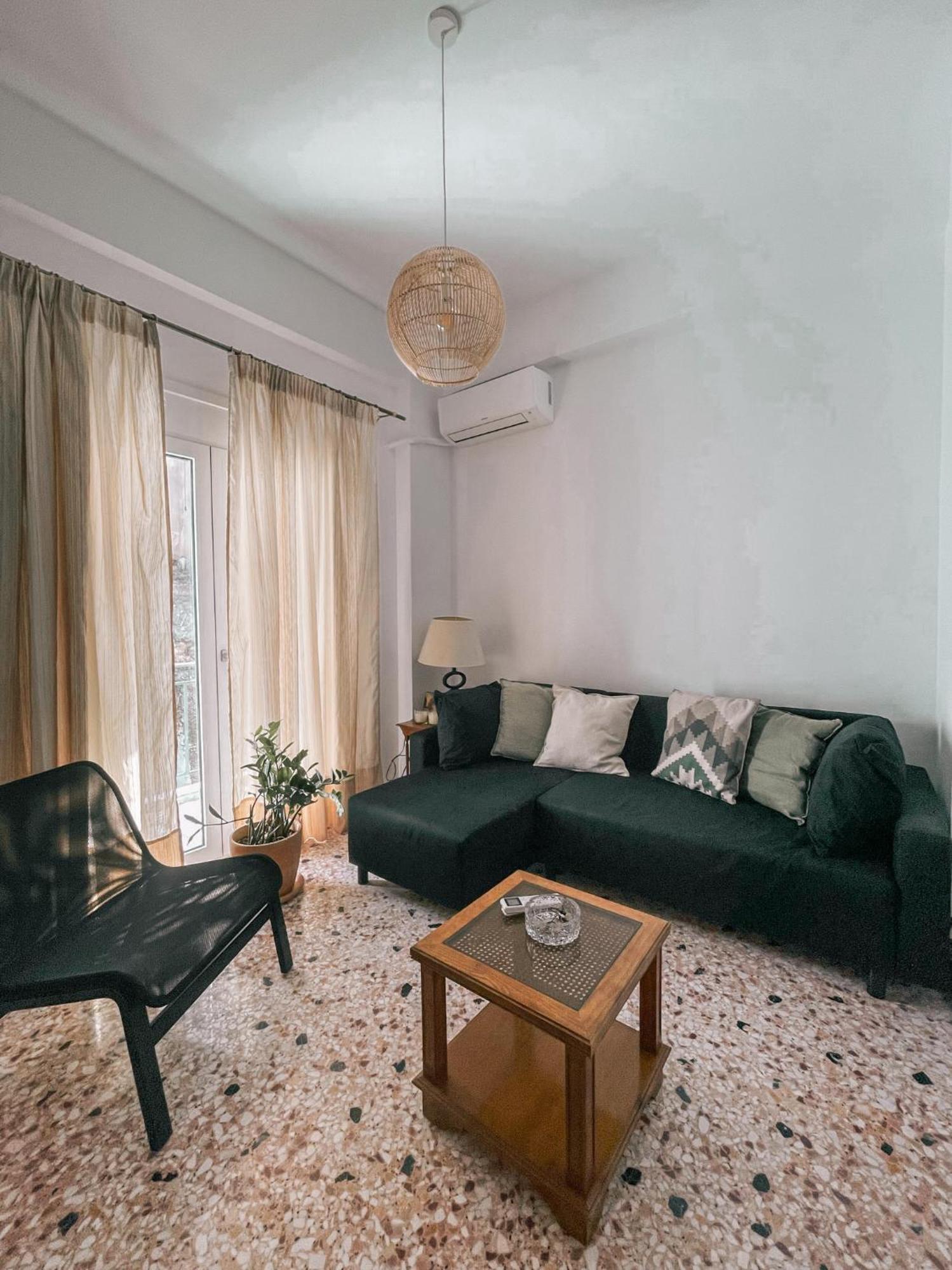 Apartment Near Metro + Port Pireusz Kültér fotó
