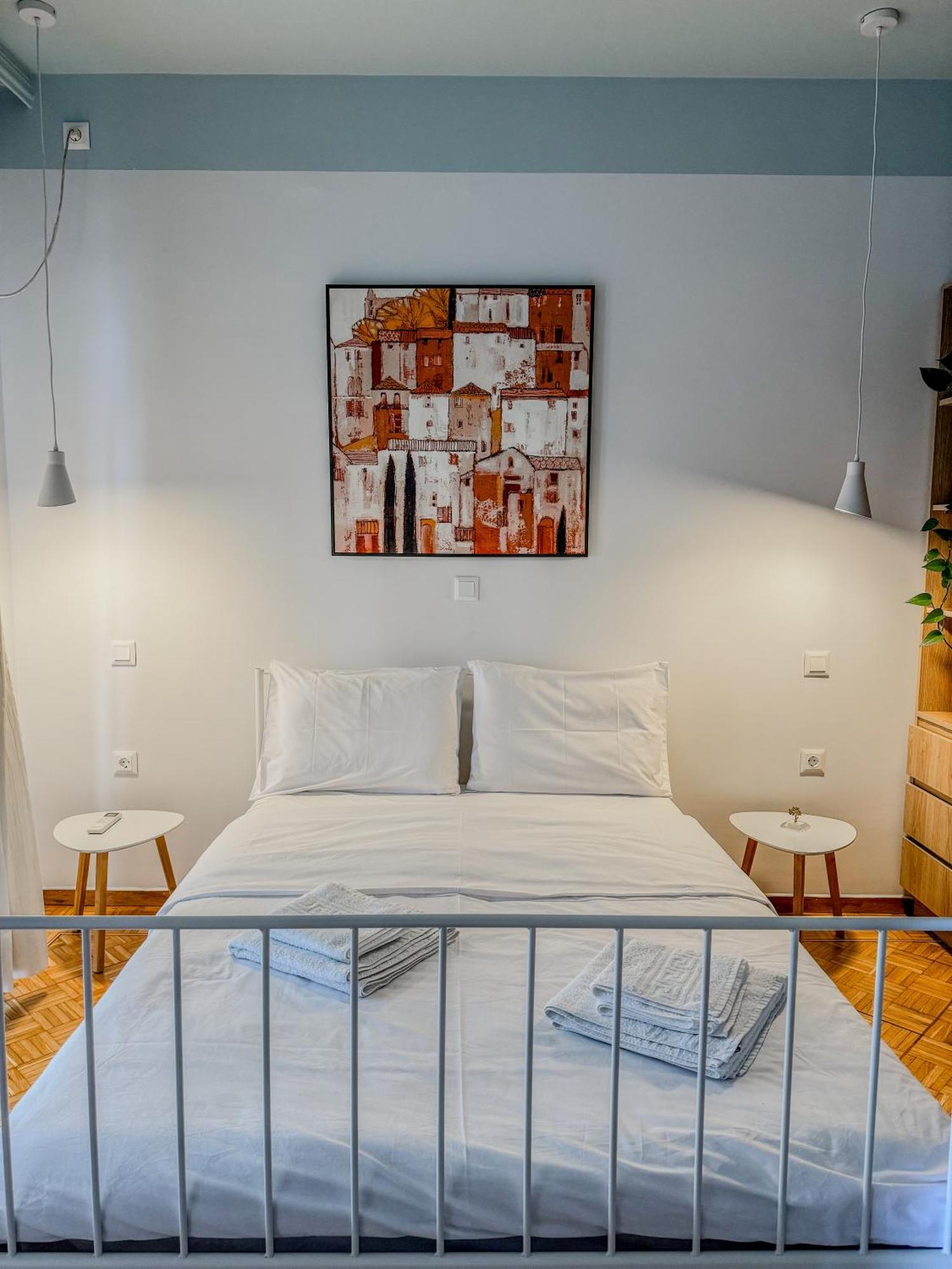 Apartment Near Metro + Port Pireusz Kültér fotó